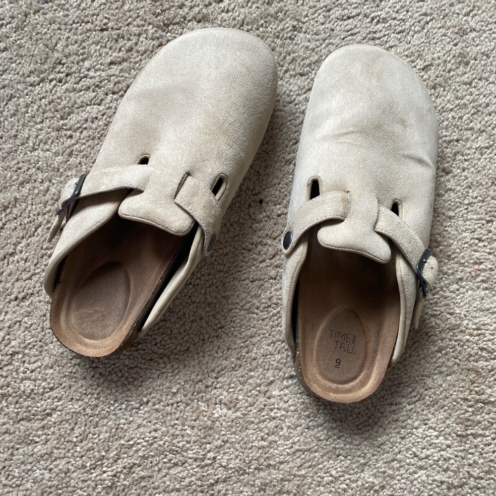 DUPE Boston Birkenstocks DUPE